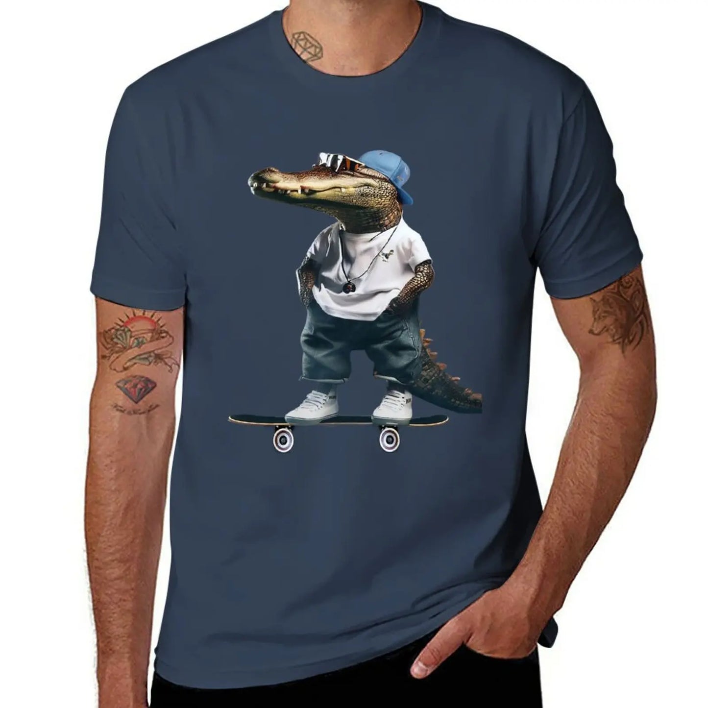 T-Shirt Crocodile Skateur Bleu Marine